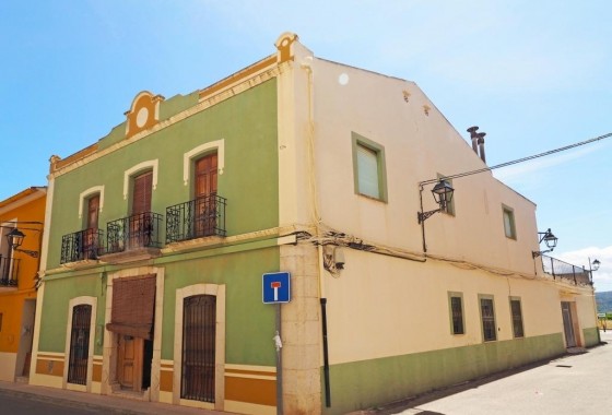 Townhouse - Resale - El Ràfol D'Almúnia - Centro